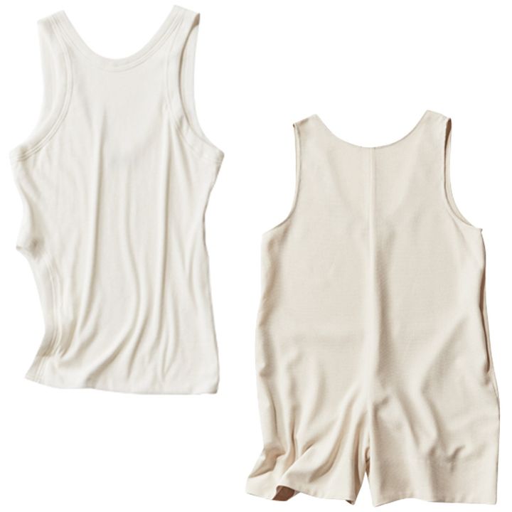 ADAWASの背中あきオールインワンとインナーに合わせたいニアーニッポンの深Uネックタンク