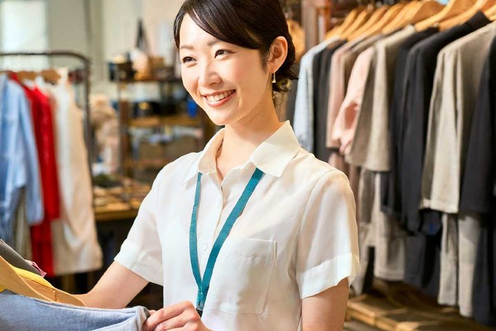 アパレル業界、リアルな年収額は？