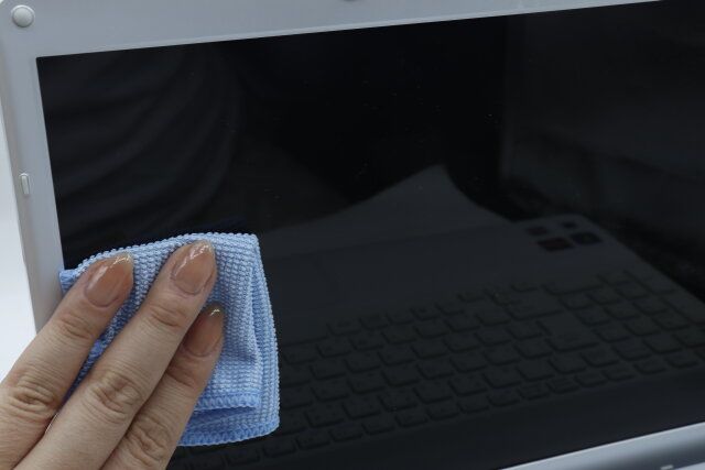 ダイソーの電子用品掃除セットのクリーニングクロス