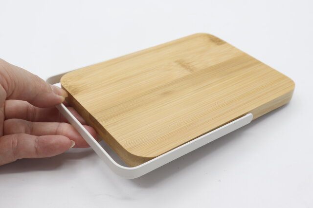 ダイソー 竹製スタンドミラー コンパクト