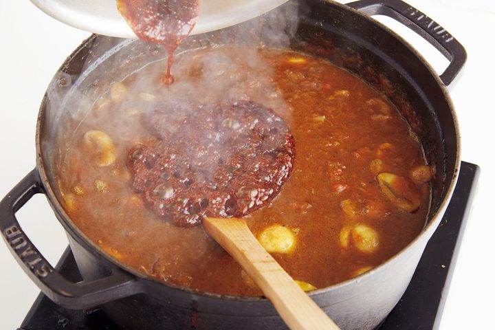 グラニュー糖を加える