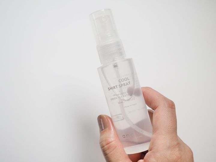 画像: ひんやりの秘訣はメントール配合。緑茶成分で消臭にも期待♪