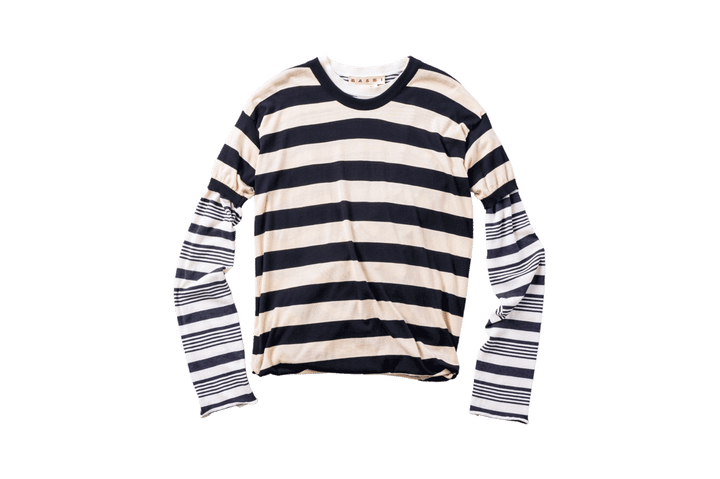 〈マルニ〉のコットンニット