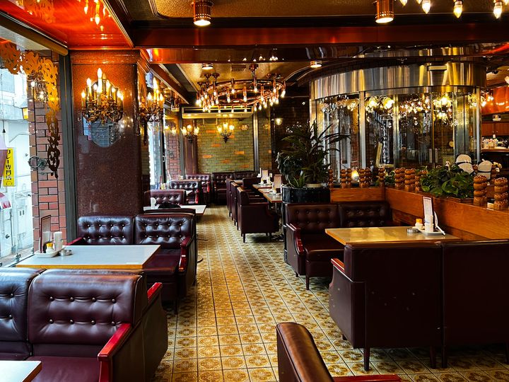 「Coffee Shop ギャラン」の店内