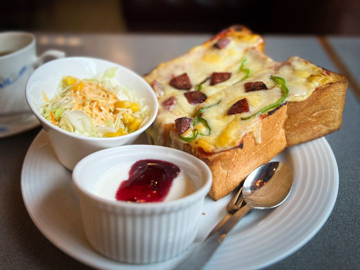 「Coffee Shop ギャラン」のピザトースト