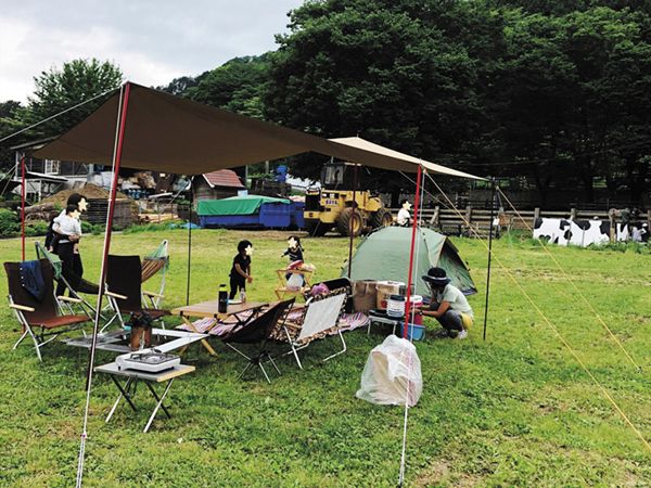 30年前の車で車中泊!?上級キャンパーのキャンプ術が天才すぎた…！【人気記事】