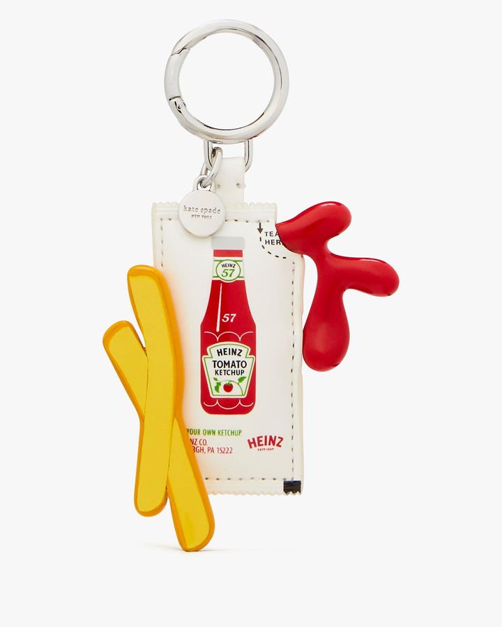 画像: 【HEINZ × kate spade new york】「パテント キー フォブ」 ￥20,900（税込）