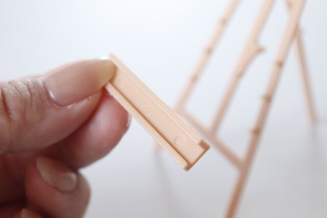 キャンドゥのミニチュアイーゼル