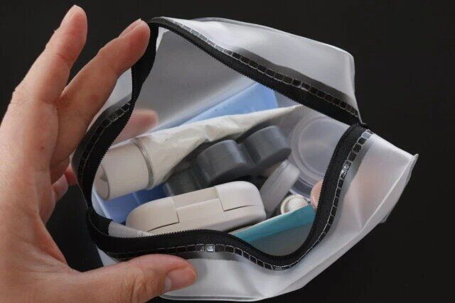 ダイソー 無印良品 そっくり マチ付TPUポーチ サイズ感 使用例