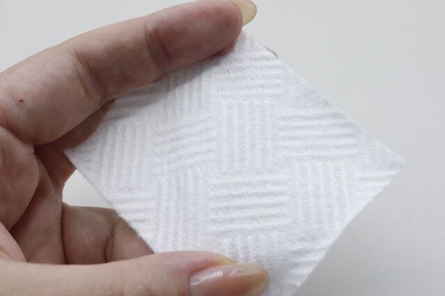 100均セリアのネイル用拭き取りペーパー7