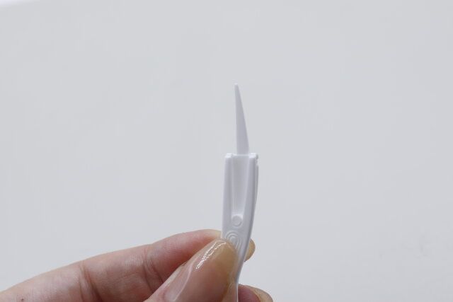 ダイソーの時短になるツインラインフロス＆ピック（40本、ジッパー袋入）