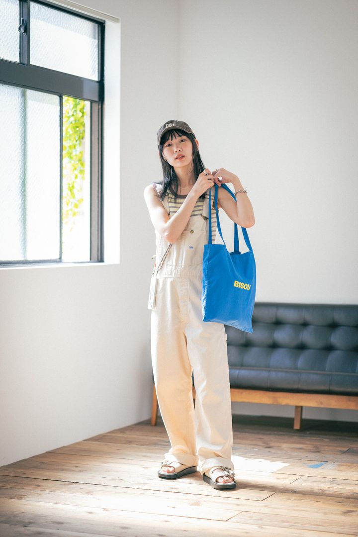 フェスにぴったりな“オーバーオール”コーデ！ボーダーのタンクトップをアクセントに【FUDGE FRIEND おしゃれさんの毎日コーディネート vol.404｜UMI】