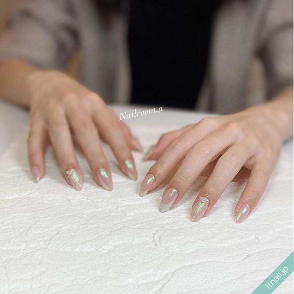 Nailroom彩が投稿したネイルデザイン [photoid:I0086631] via Itnail Design (737608)