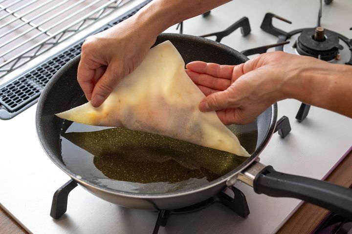 高温で揚げる