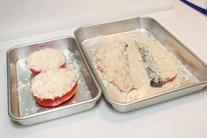 【サケのパン粉焼き】超簡単！サクサクに仕上がるレシピを紹介