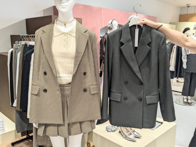 GU「ダブルブレストチェックJK1」