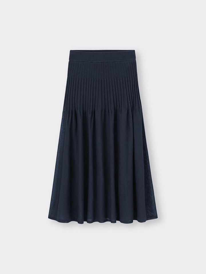 画像2: 出典：GU