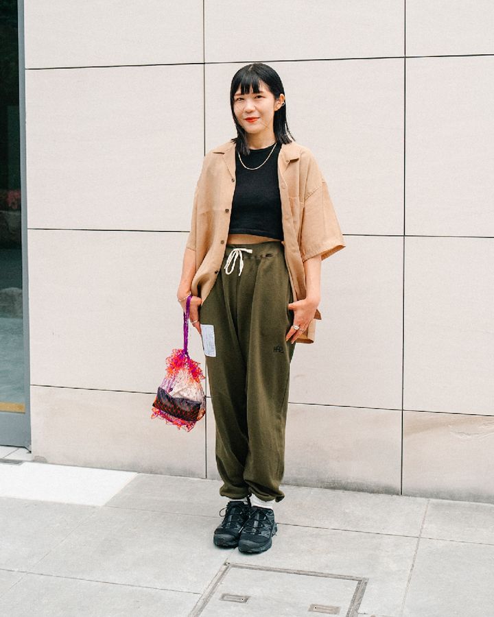 今話題の《サロモン》のスニーカーコーデ5選。存在感のあるデザインに注目！【TOKYO SNAP】