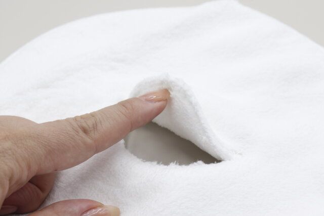 セリア フェイスマスクタオル 呼吸穴