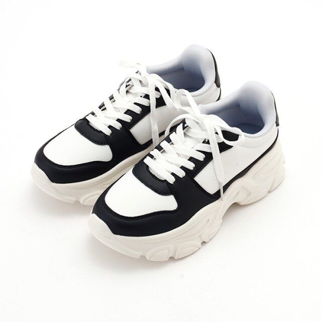 2024しまむらスニーカー