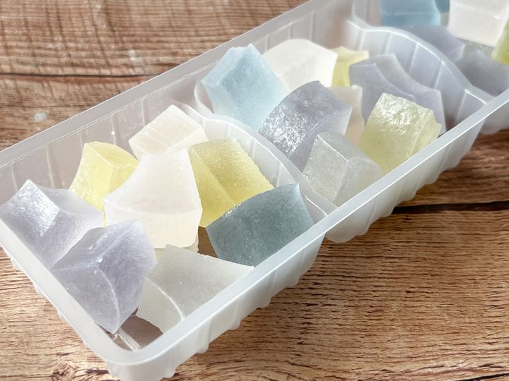 「氷彩」のパッケージの中身