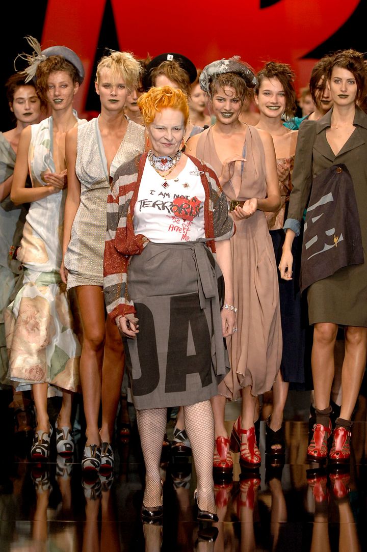 ヴィヴィアン・ウエストウッド 2006年春夏コレクションより。
