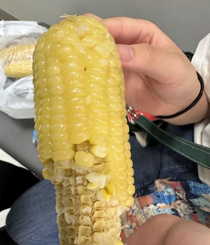 韓国グルメ とうもろこし（チャルオクスス）