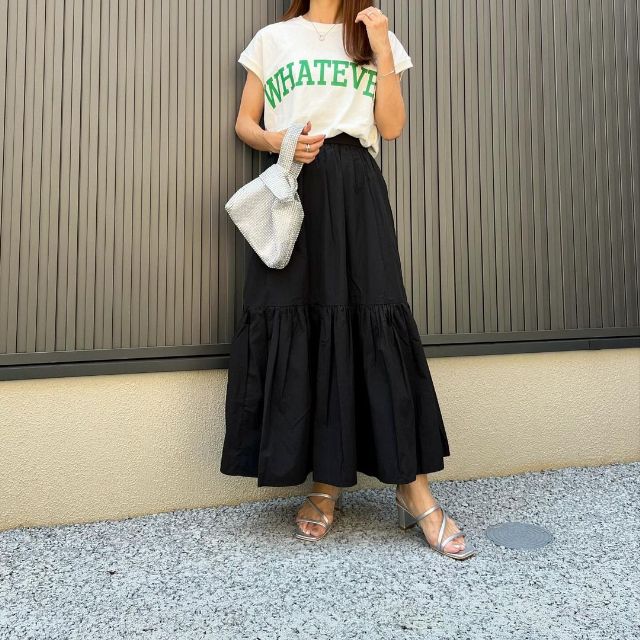 GUのティアードフレアロングスカートを着たコーデ