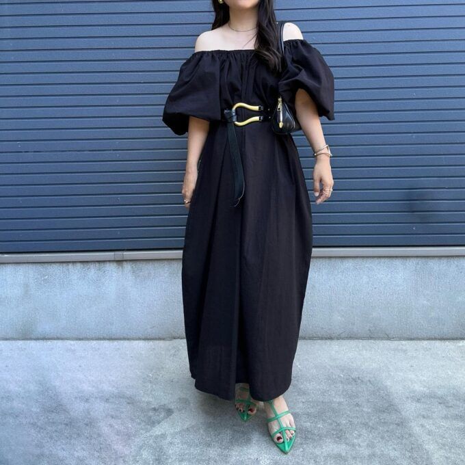 しまむらのブラックの「2WAYワンピース」