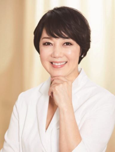 ホワイトホワイト 歯科医師 口もと美容スペシャリスト 石井さとこ