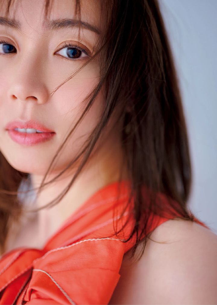 綿矢りさ インタビュー 綿矢りさ、楽しんでるっていい