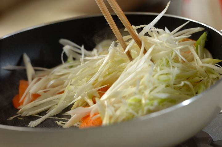 牛肉の炒め物オニオンダレの作り方1