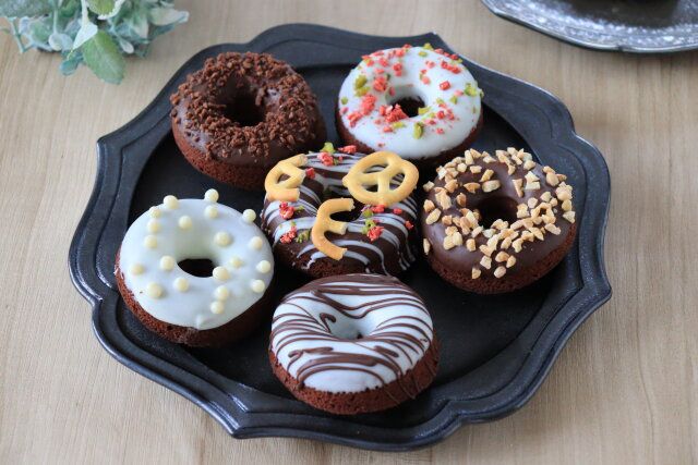 濃厚チョコ焼きドーナツ