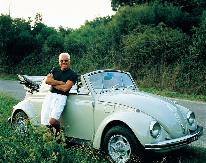 ジョルジオ・アルマーニと愛車のビートル