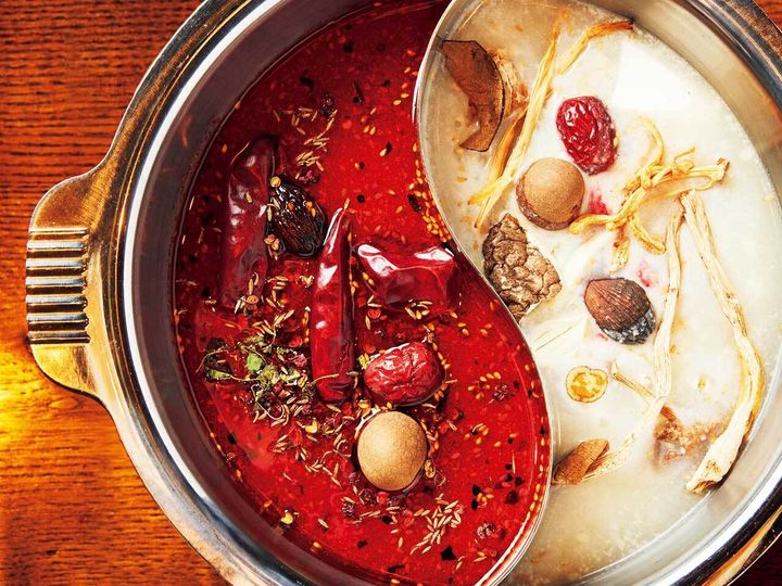 馬喰横山『ひなべねこ 日本橋店』の薬膳火鍋