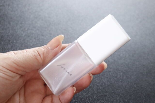 ダイソーのポーチにスッキリ入るミストボトル2