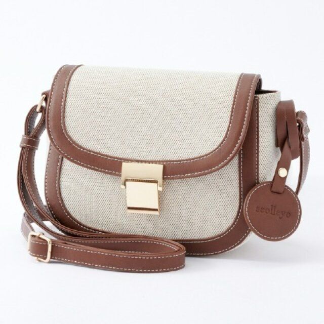 しまむらの配色ショルダーバッグ