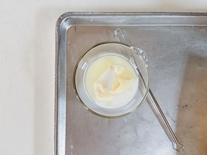 フランスの卵料理をバゲットと楽しもう！ウフマヨとアスパラのタルティーヌ【パン好きなsumire.のバゲットサンドのレシピ vol.22 〜レシピで旅するヨーロッパ〜】