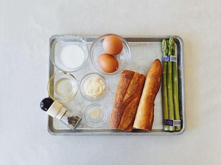 フランスの卵料理をバゲットと楽しもう！ウフマヨとアスパラのタルティーヌ【パン好きなsumire.のバゲットサンドのレシピ vol.22 〜レシピで旅するヨーロッパ〜】