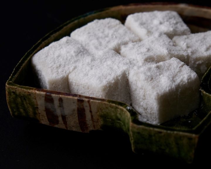 いったつみとらどう 椰子の白わらび餅の商品写真