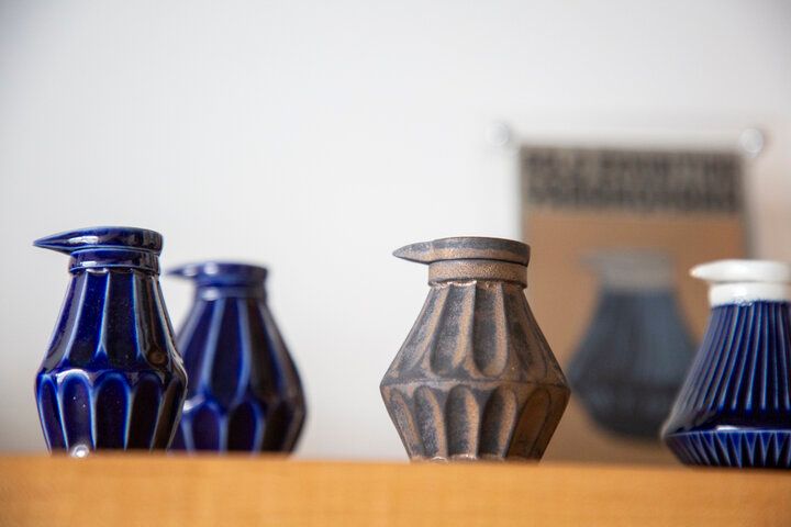 やきものの街、岐阜・多治見の「新町ビル」で器やアート作品との心が動く出会いを