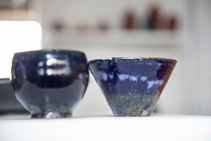 やきものの街、岐阜・多治見の「新町ビル」で器やアート作品との心が動く出会いを