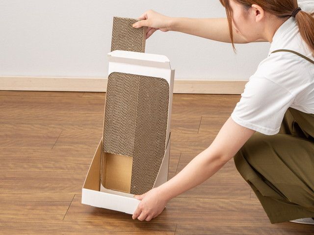 高さ調整できる 壁よせ爪とぎ