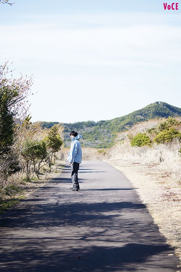 田中圭さん「いつか訪れた彼の地で過去と未来を見つめて」