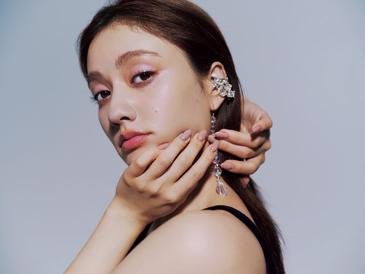 ピンクグリッターメイク 谷まりあ