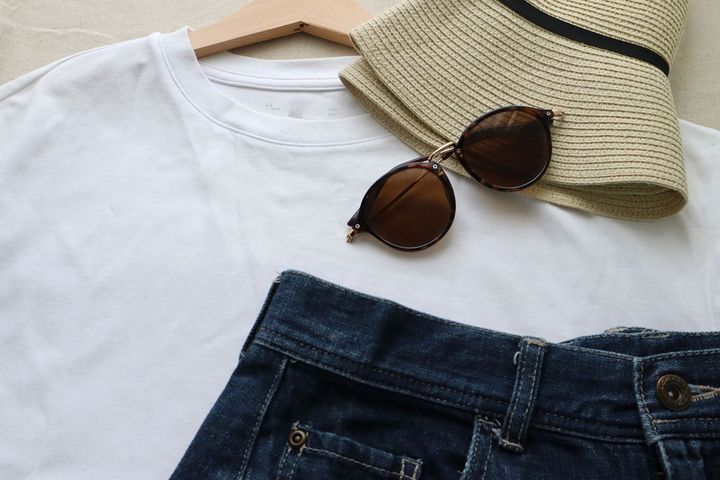 夏のデニムスタイルのイメージ