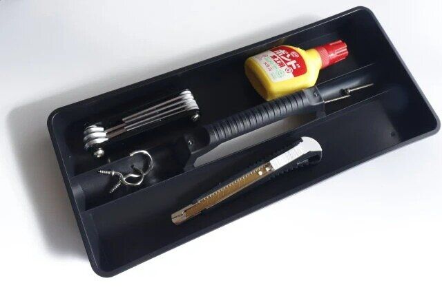 ダイソー 工具箱（16cm×32cm×12.5cm） 上段