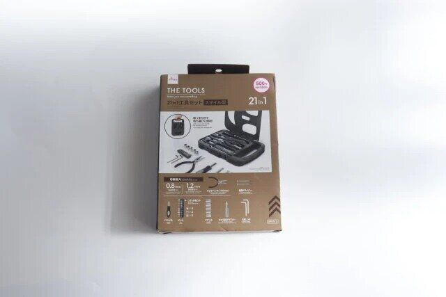 ダイソー 工具セット（スマイル型、21in1） パッケージ