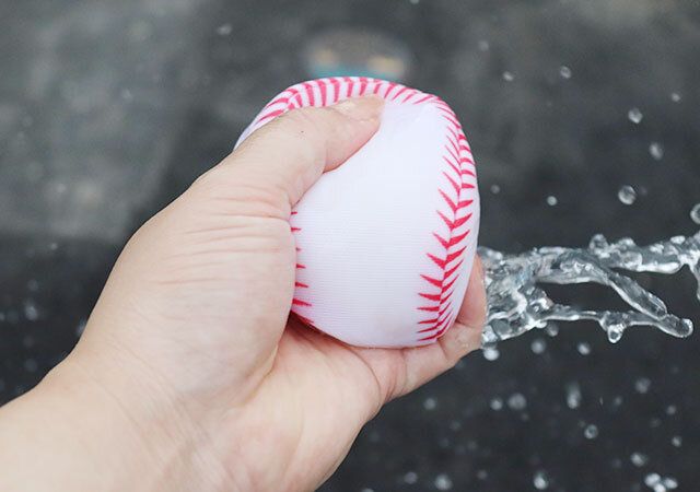 ダイソーの夏のレジャーに遊びたいウォーターボール