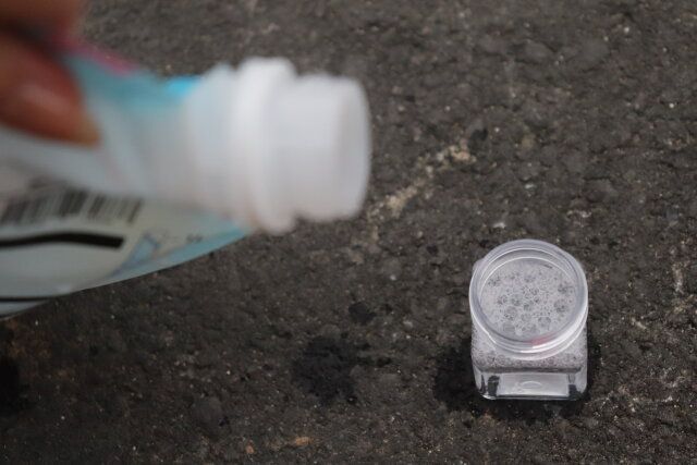 ダイソー 濃縮シャボン玉液 移し変える